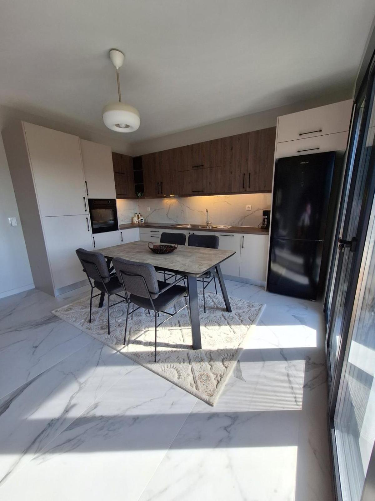 P&M Apartment อิโออันนินา ภายนอก รูปภาพ